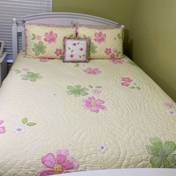 Pottery Barn Kids Bedding Queen Pottery Barn Yellow Floral